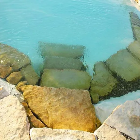 Villa Il Castagno Sleeps 12 Pool Wifi