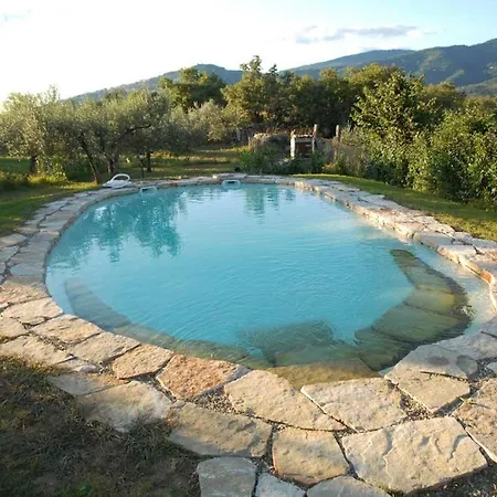 Villa Il Castagno Sleeps 12 Pool Wifi Cortona