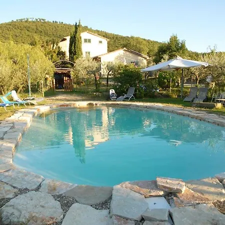 Villa Il Castagno Sleeps 12 Pool Wifi Cortona